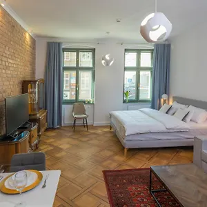 Апартаменты Provenir Strzelecka 25, Познань